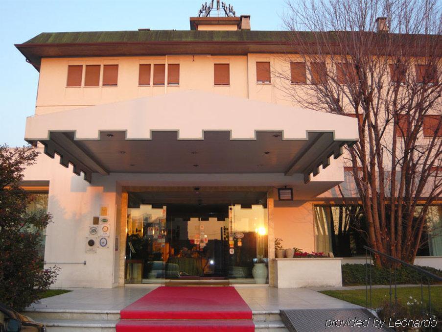 Hotel Al Camin Bassano del Grappa Exterior foto